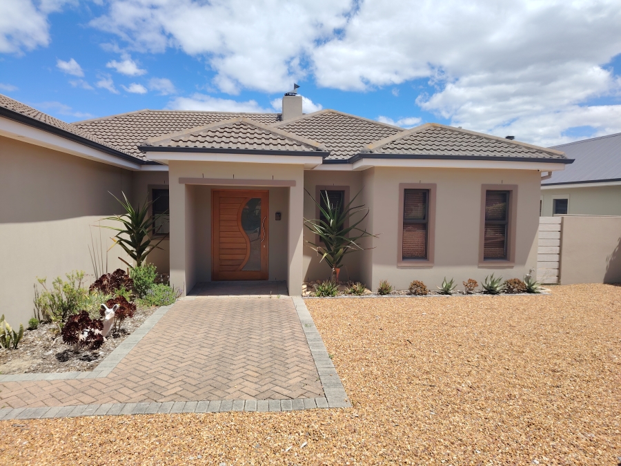 To Let 3 Bedroom Property for Rent in Jakarandas Western Cape